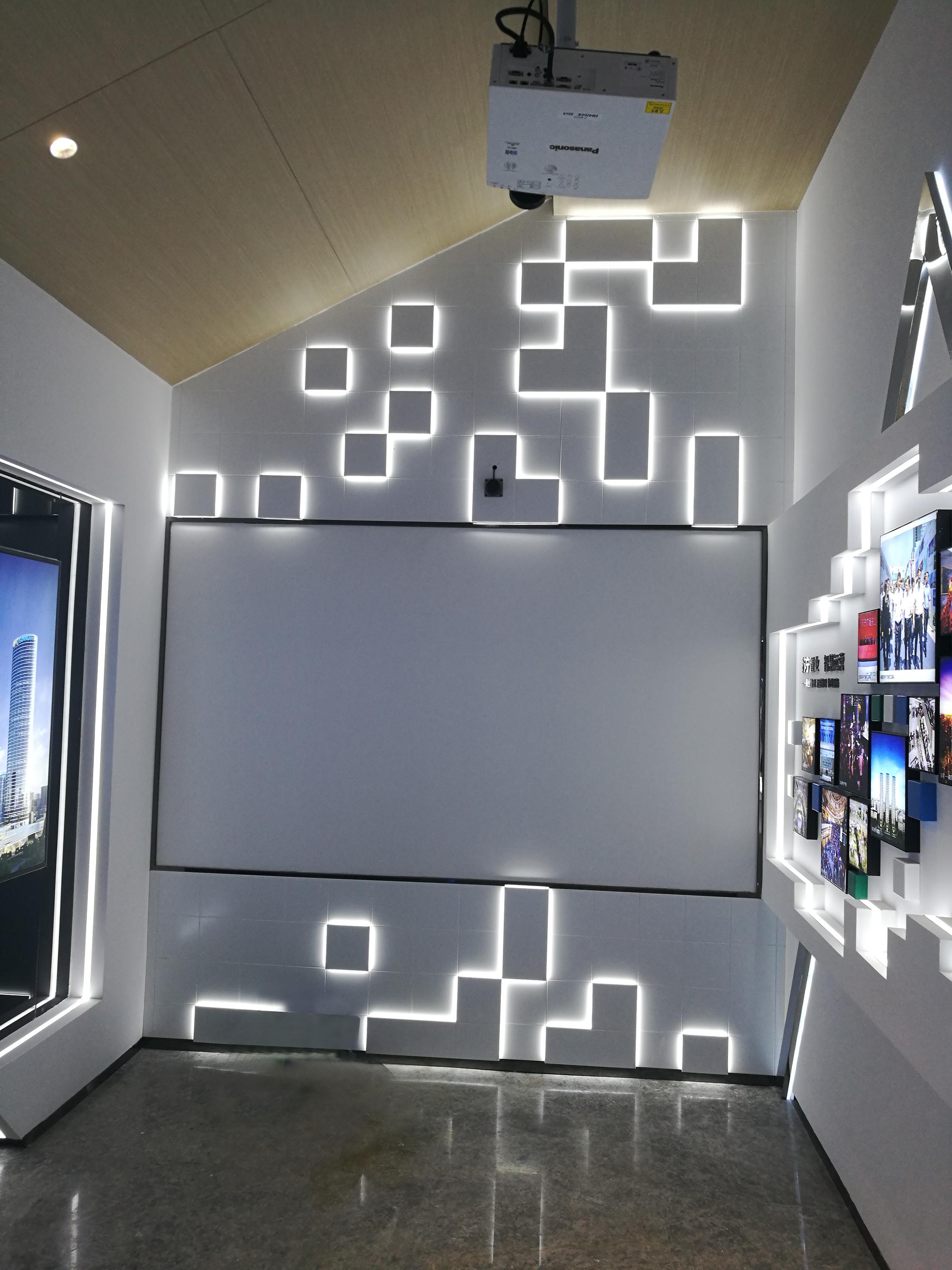 安慶.蘇寧悅城售樓部科技展廳裝飾裝修工程(圖2) IMG_20200520_180225.jpg