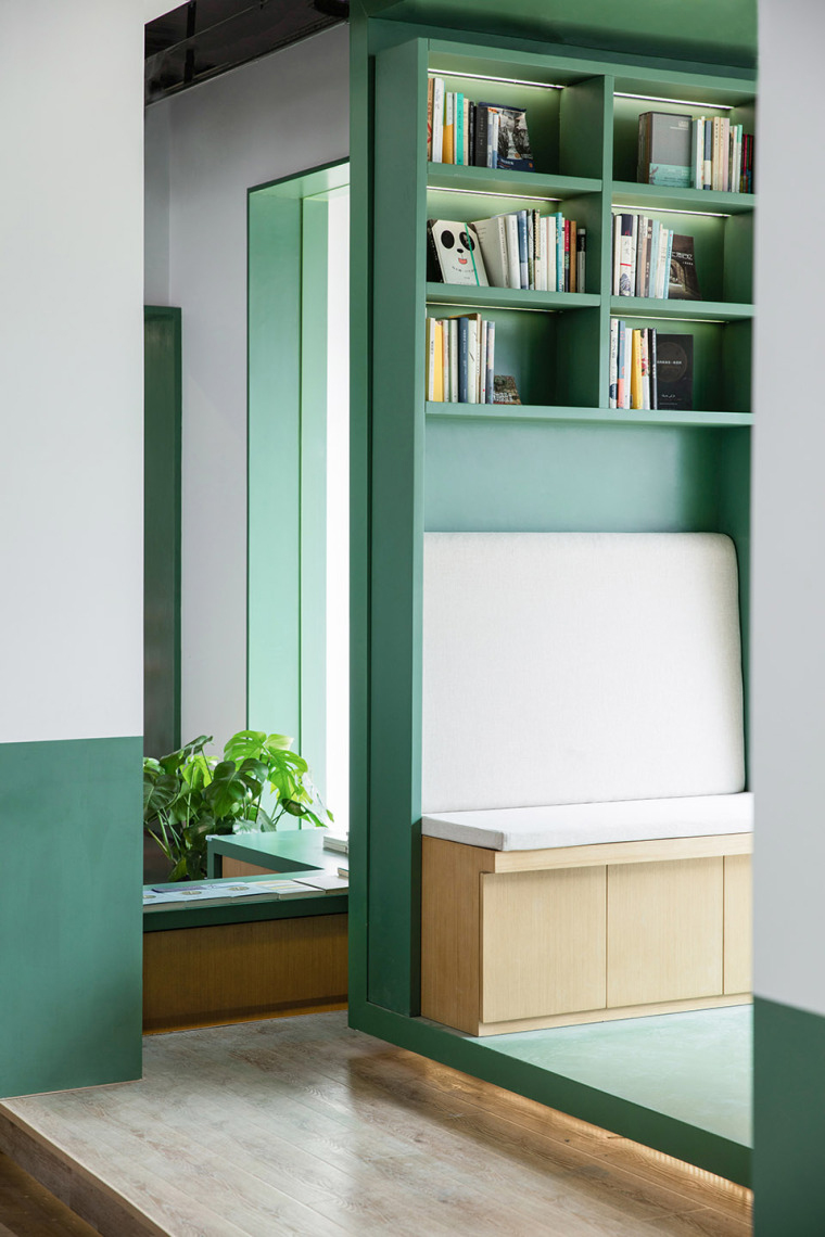 安慶市300平方三角書店裝修設計(圖2) 3.jpg