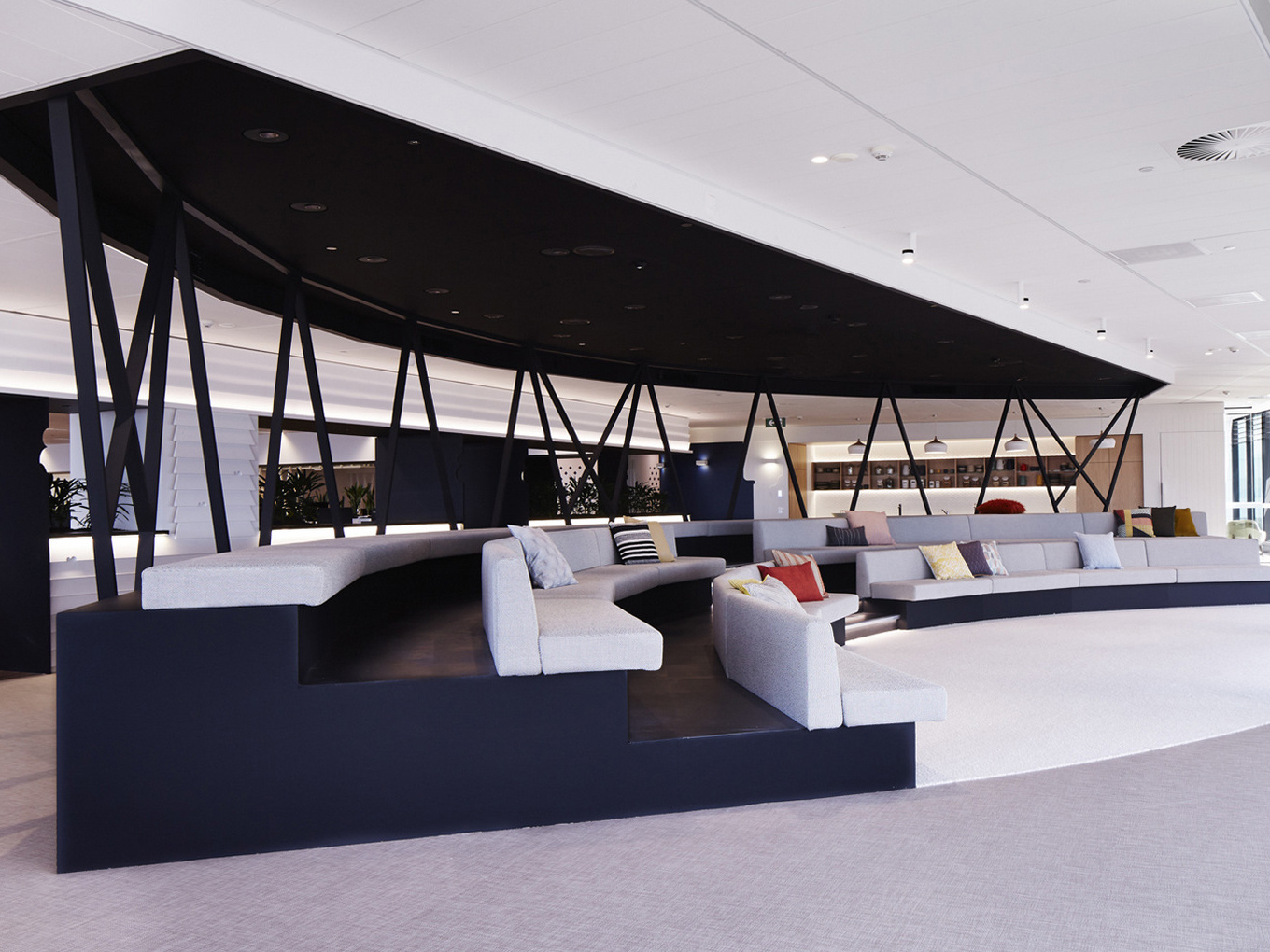 巢湖1500平方簡約辦公室裝修設計案例分析(圖2) 國外辦公 (7) 副本.jpg